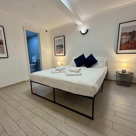 דוברובניק De Spot Guest House - Pile Old Town Gate מראה חיצוני תמונה