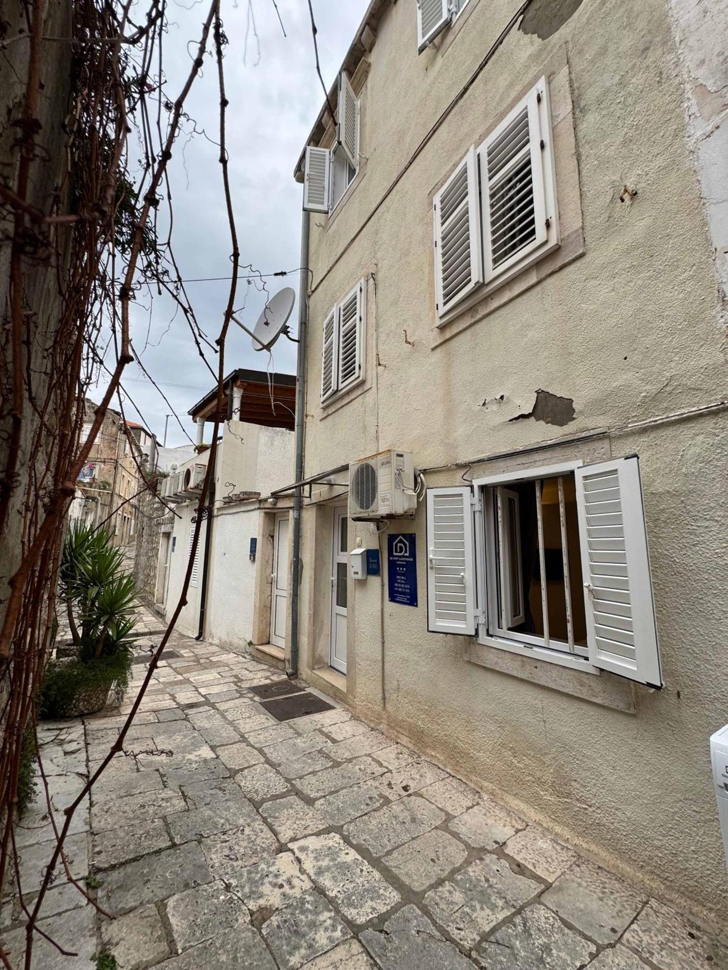 דוברובניק De Spot Guest House - Pile Old Town Gate מראה חיצוני תמונה